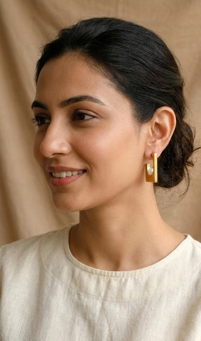Pearl Square Hoops